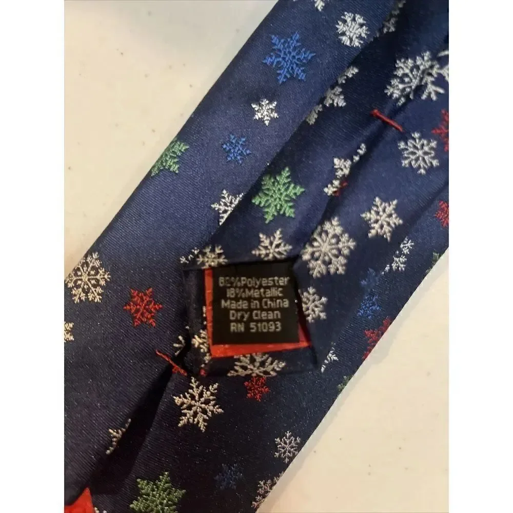 Holiday Traditions Christmas Tie 